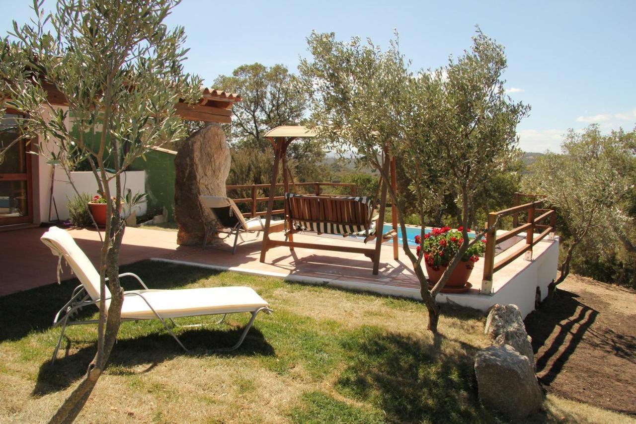 Résidence Villa Smeralda Telti Esterno foto