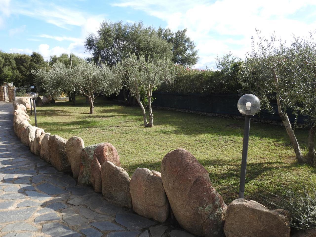 Résidence Villa Smeralda Telti Esterno foto